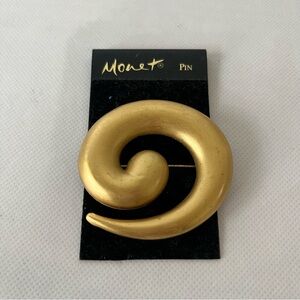 Monet Vintage Gold Tone Large Brooch